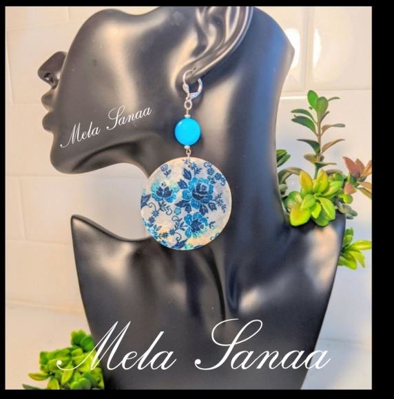 Chelsea & Violet One Shoulder Floral Wrap Top - Picture 3 of 6